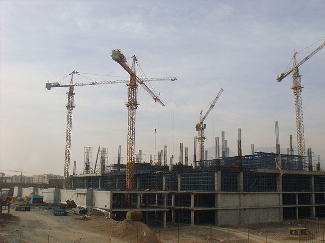  (  )  iran shopping complex & isfahan shopping mall