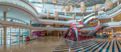 Atrium at isfahan shopping complex, iran shopping complex